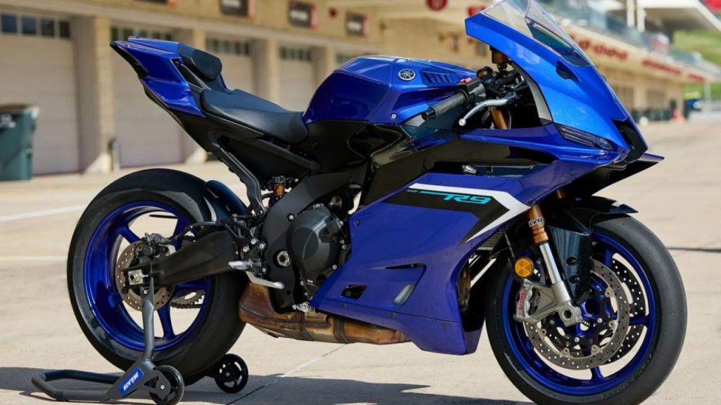 Yamaha YZF R9 Sportbike