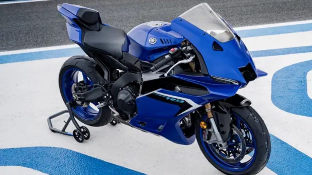 Yamaha YZF R9 Sportbike