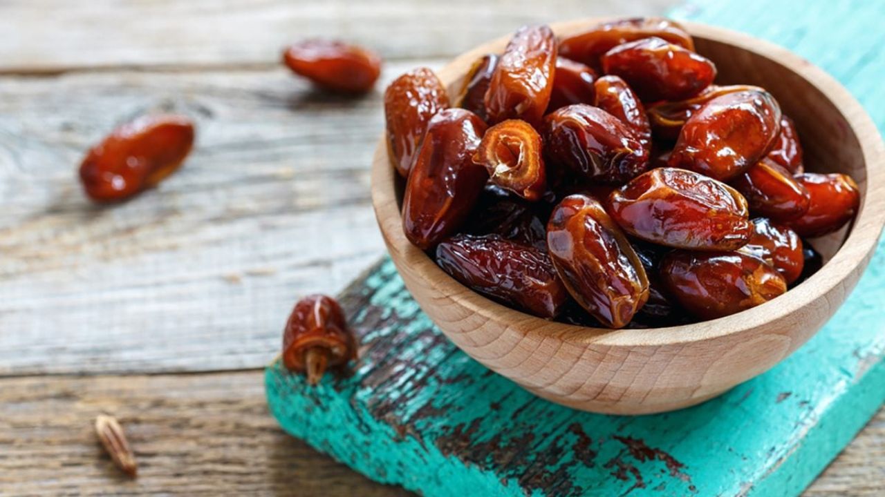 Read more about the article Top 10 Health Benefits of Dates